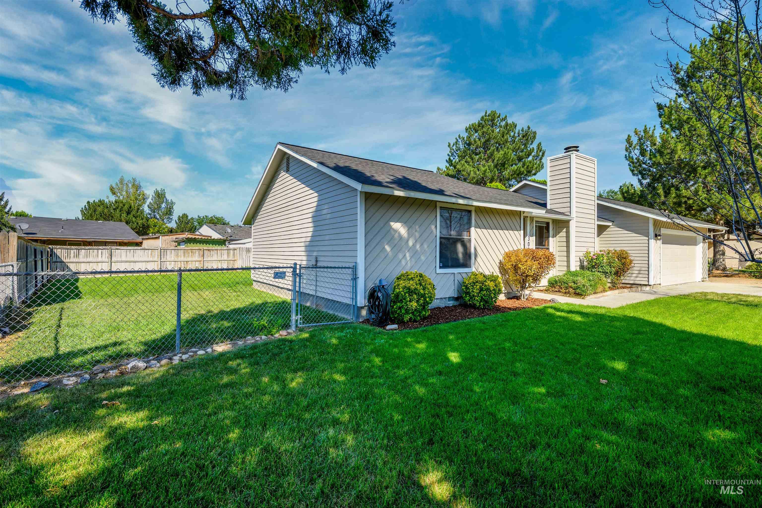 300 Meadowbrook Dr Property Photo 45