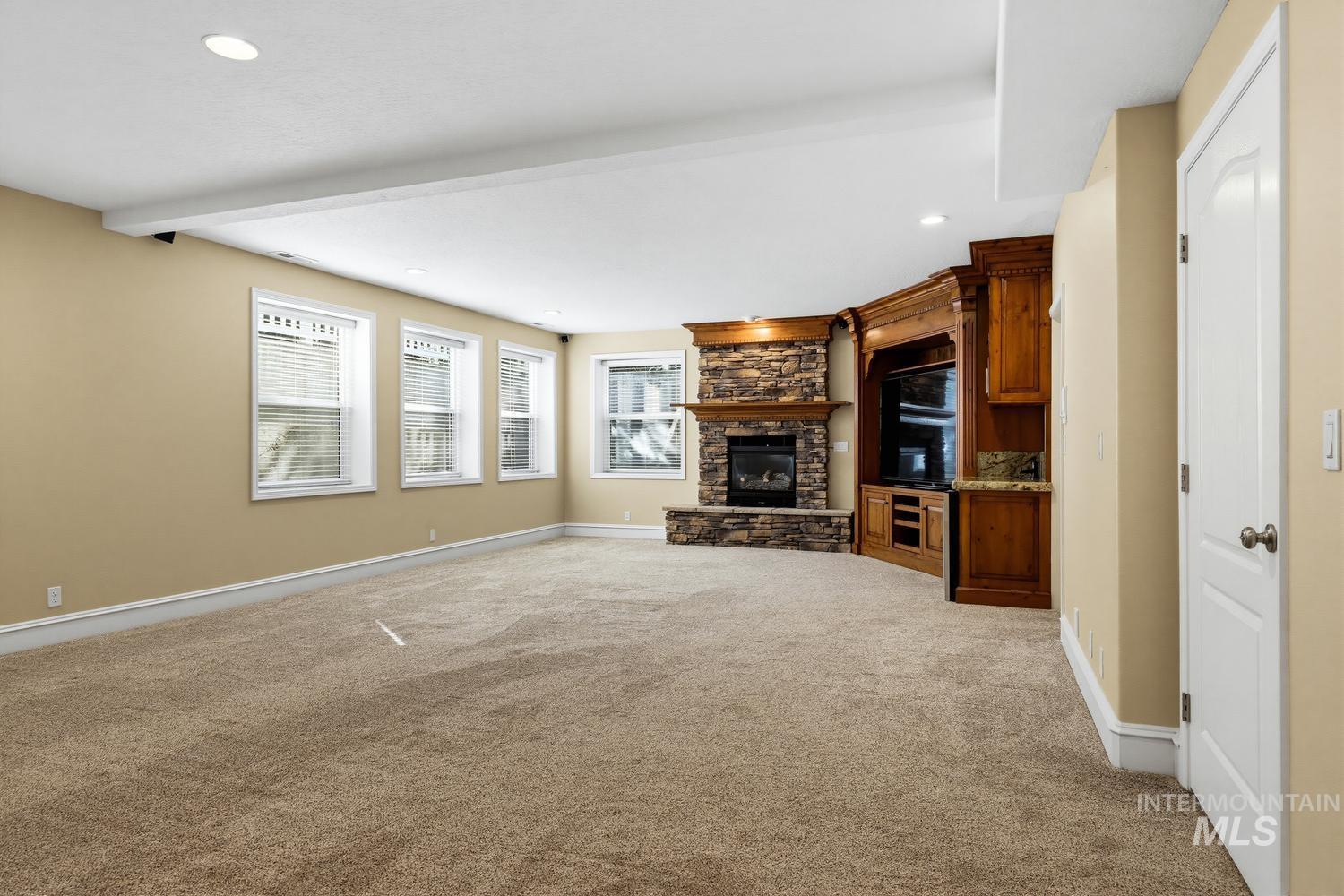 1821 W Verneal Ct Property Photo 31