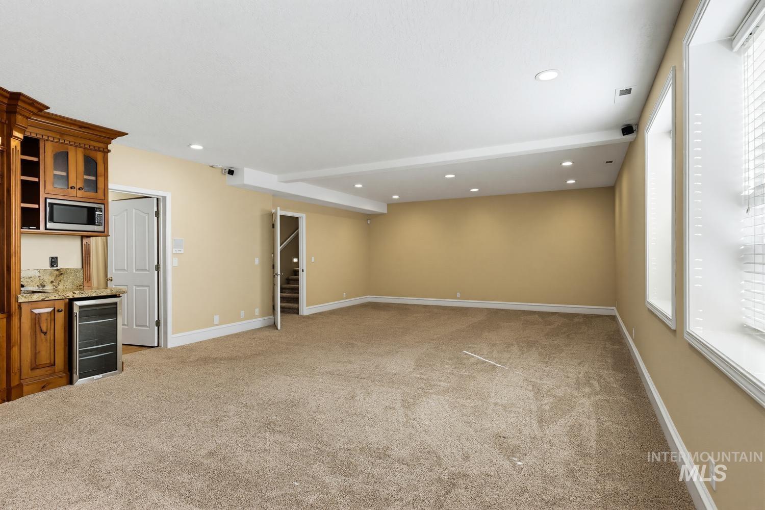 1821 W Verneal Ct Property Photo 32