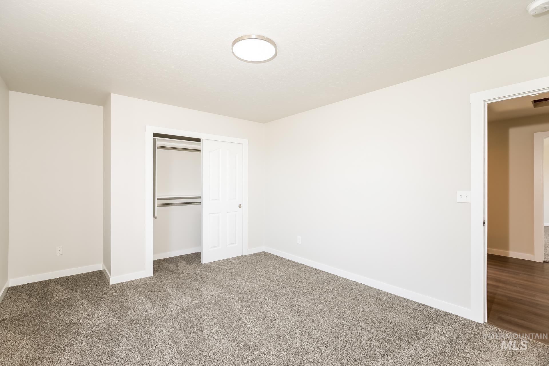 16208 Plow Ave Property Photo 13