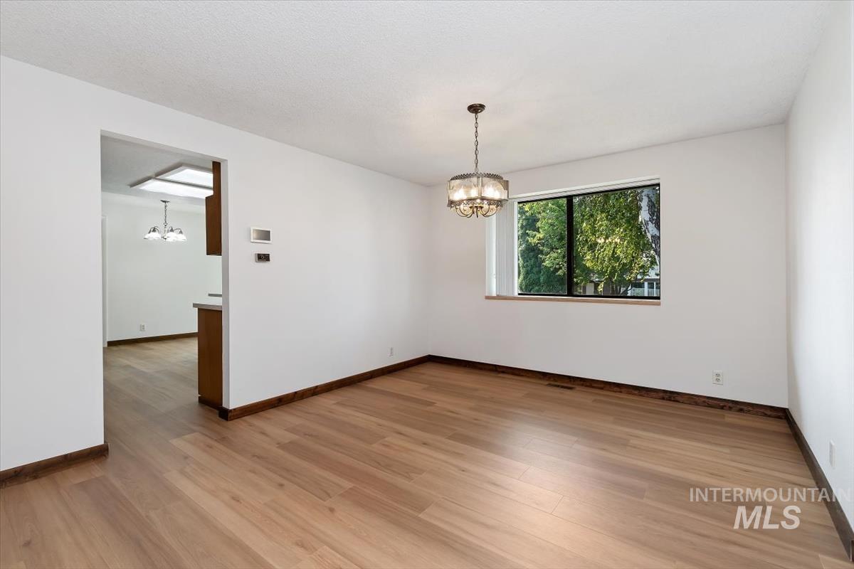 931 Sherman Way Property Photo 17