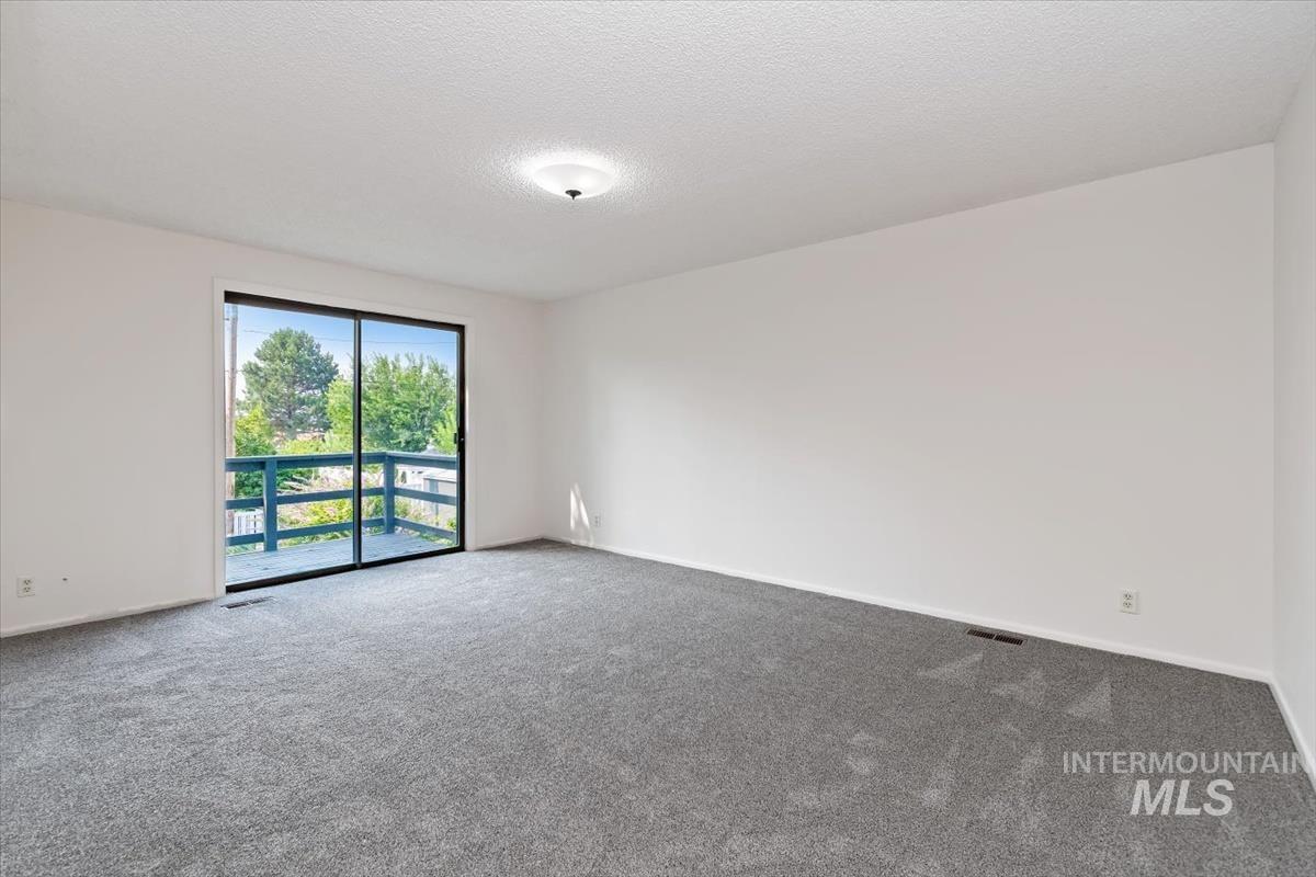 931 Sherman Way Property Photo 20