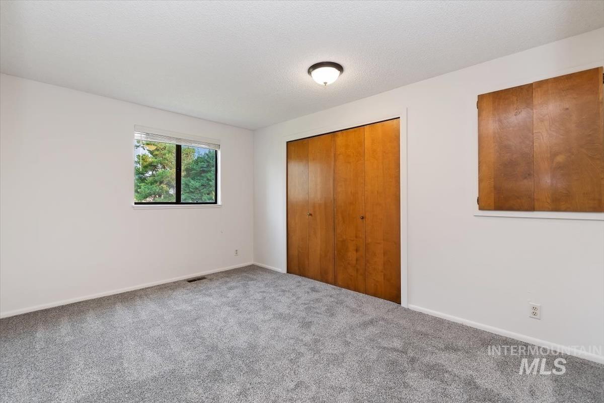 931 Sherman Way Property Photo 26