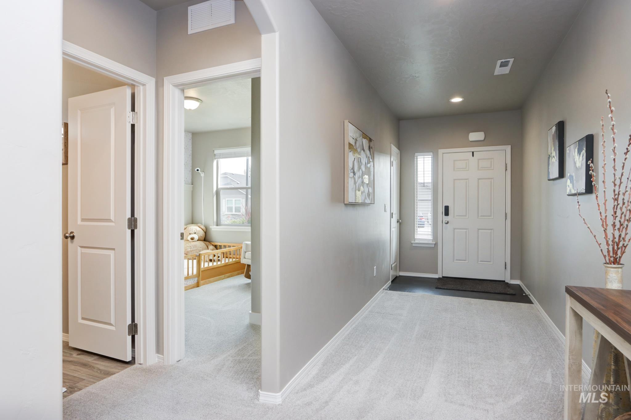 18557 White Rose Pl Property Photo 4