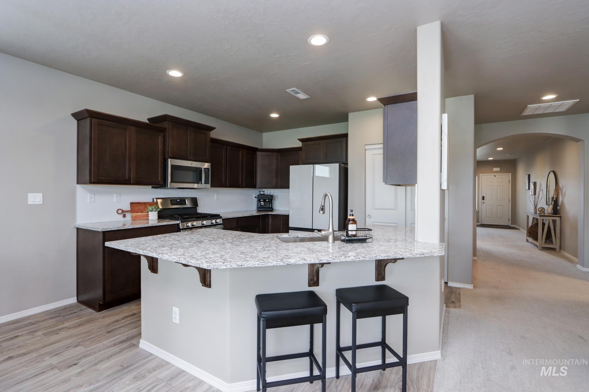 18557 White Rose Pl Property Photo 10