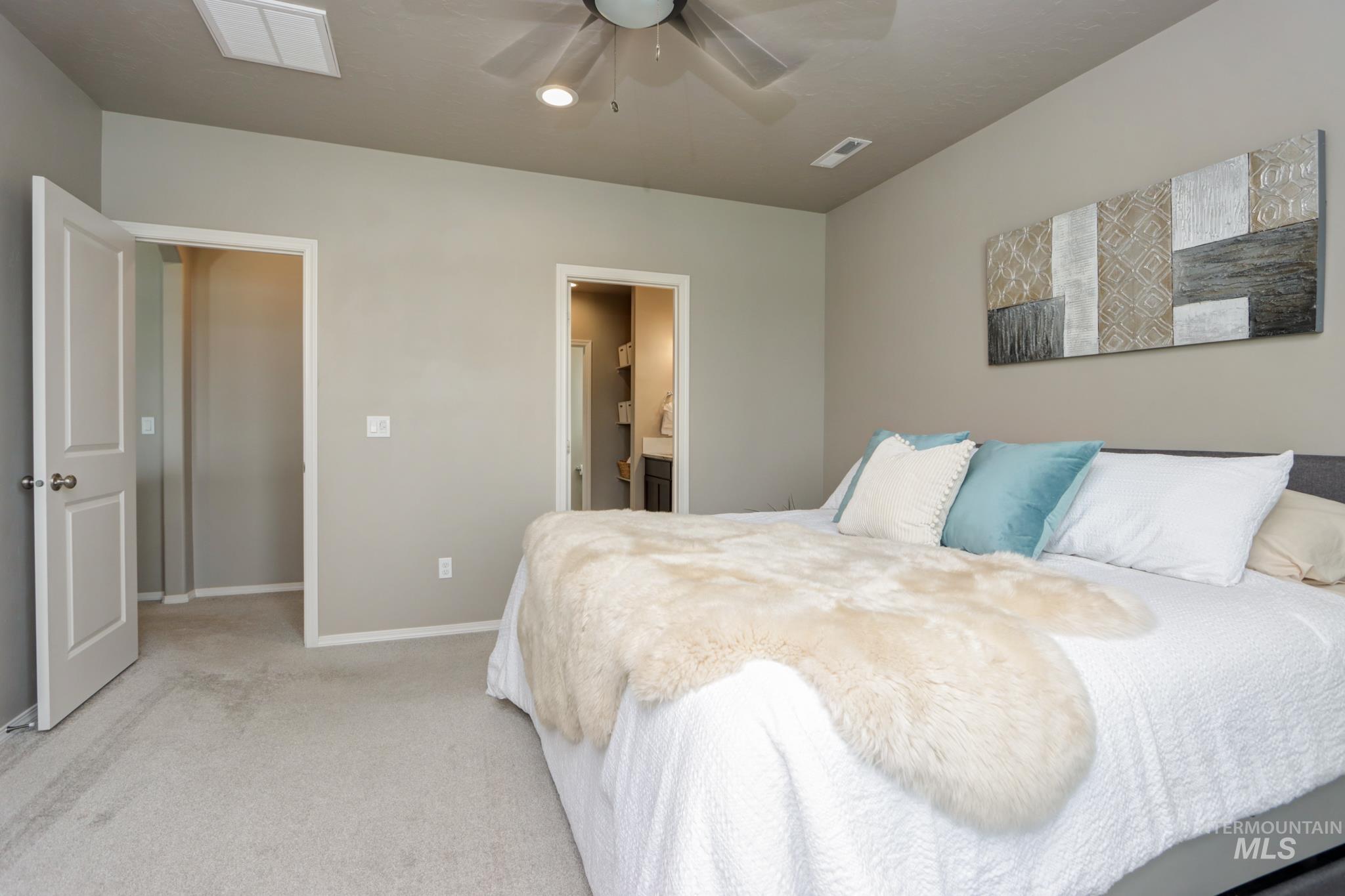 18557 White Rose Pl Property Photo 18