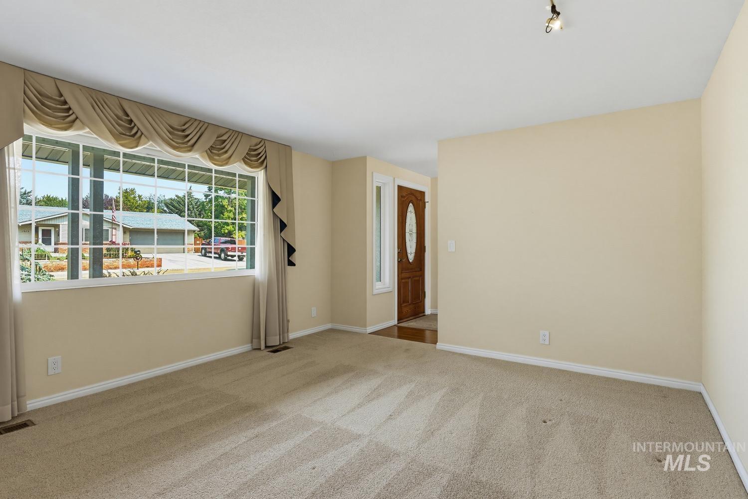 11683 W Florida Drive Property Photo 7