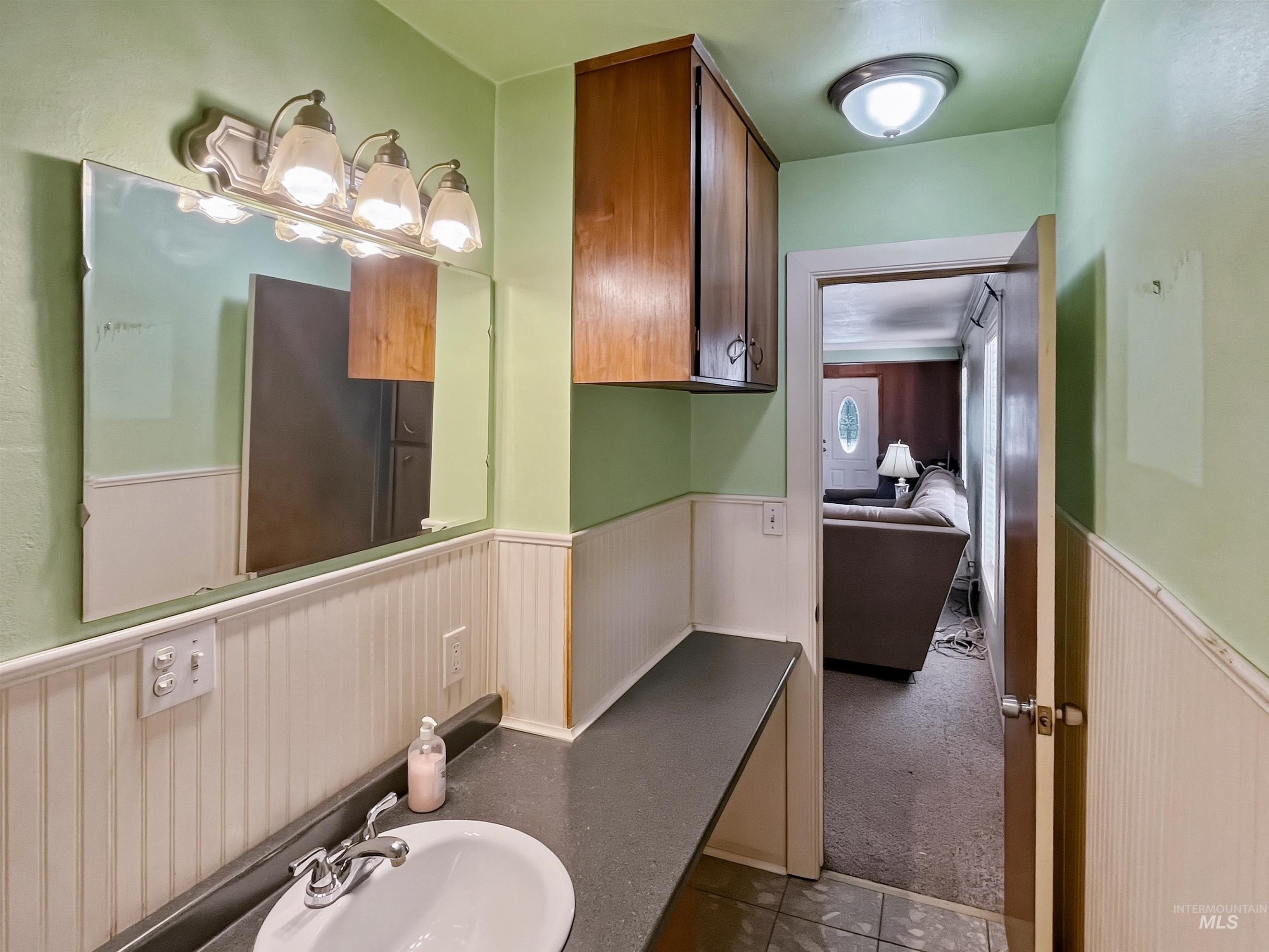 57 S Main St. Property Photo 18