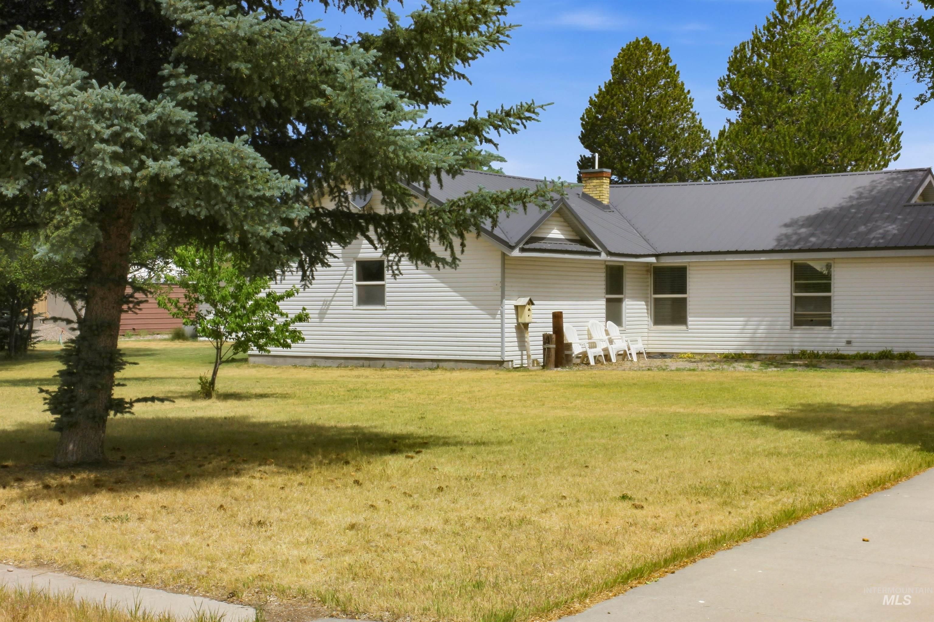 57 S Main St. Property Photo 39