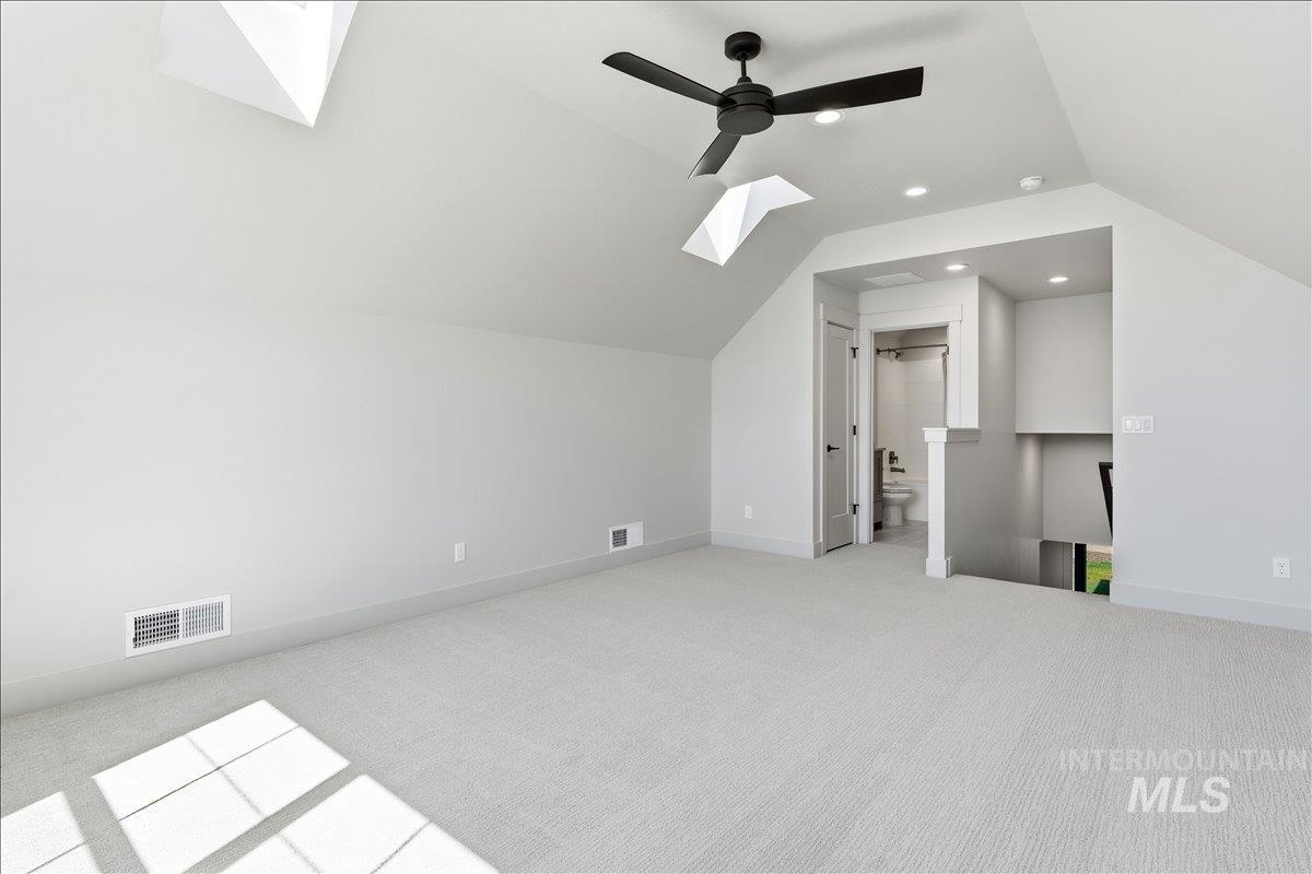 880 E Crescendo St Property Photo 17