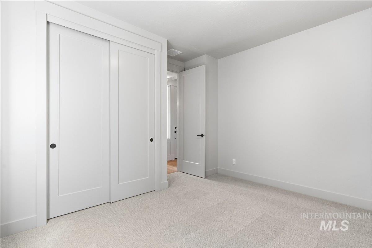 880 E Crescendo St Property Photo 19