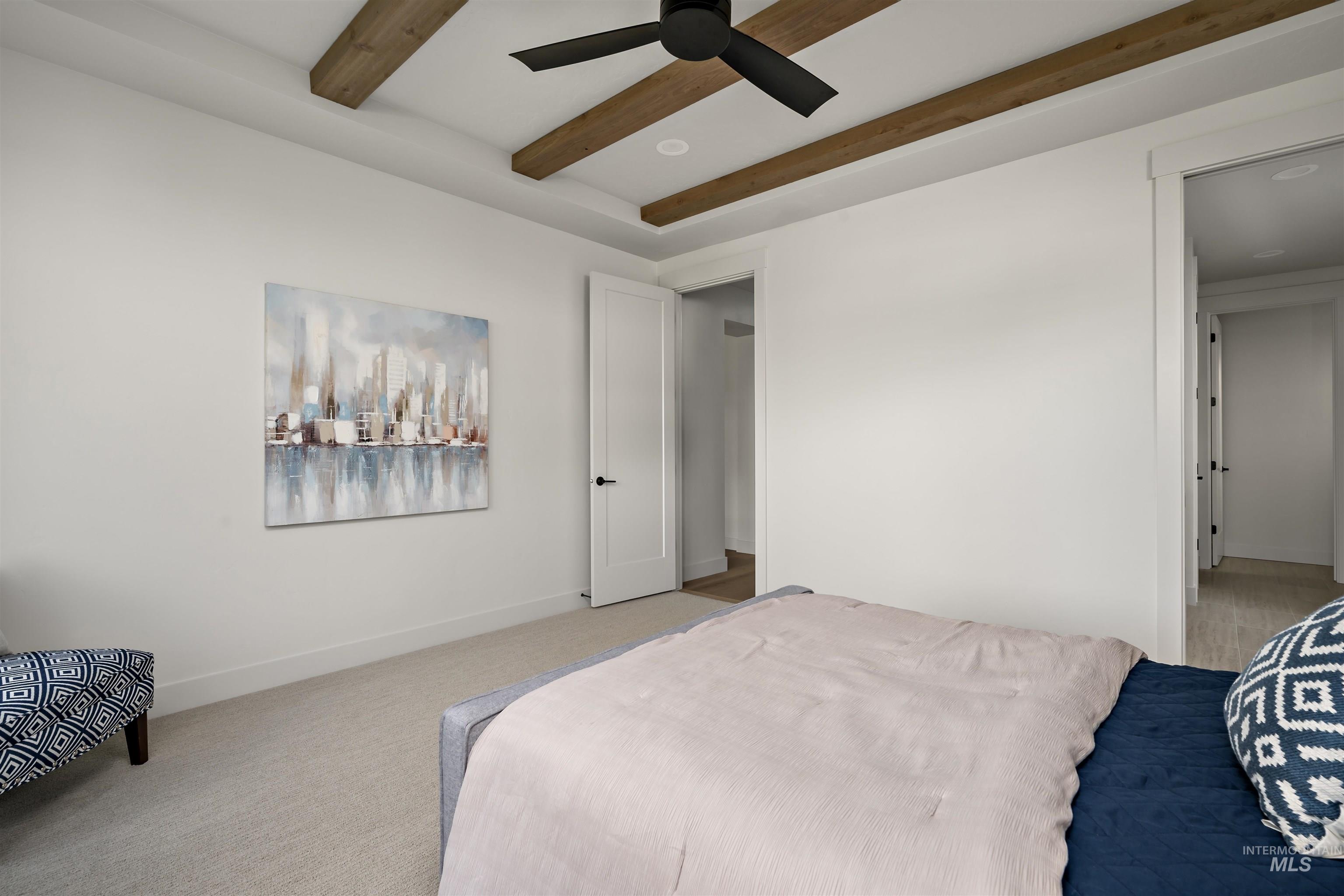 880 E Crescendo St Property Photo 20