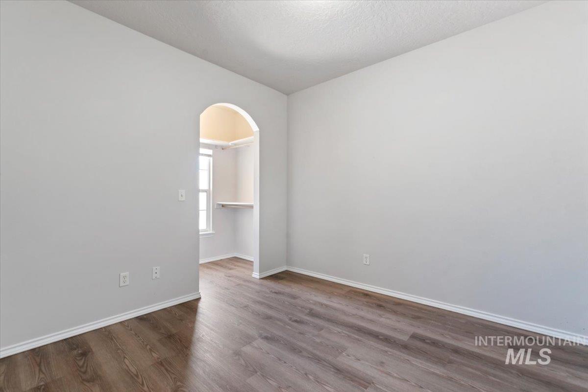727 N Stampede Ct. Property Photo 15