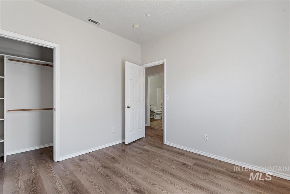 727 N Stampede Ct. Property Photo 18