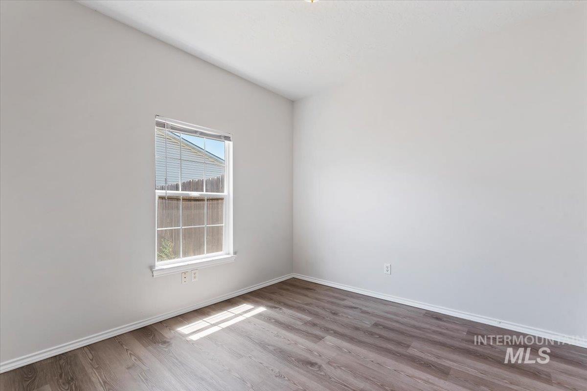 727 N Stampede Ct. Property Photo 19