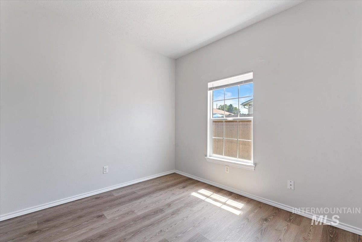 727 N Stampede Ct. Property Photo 20
