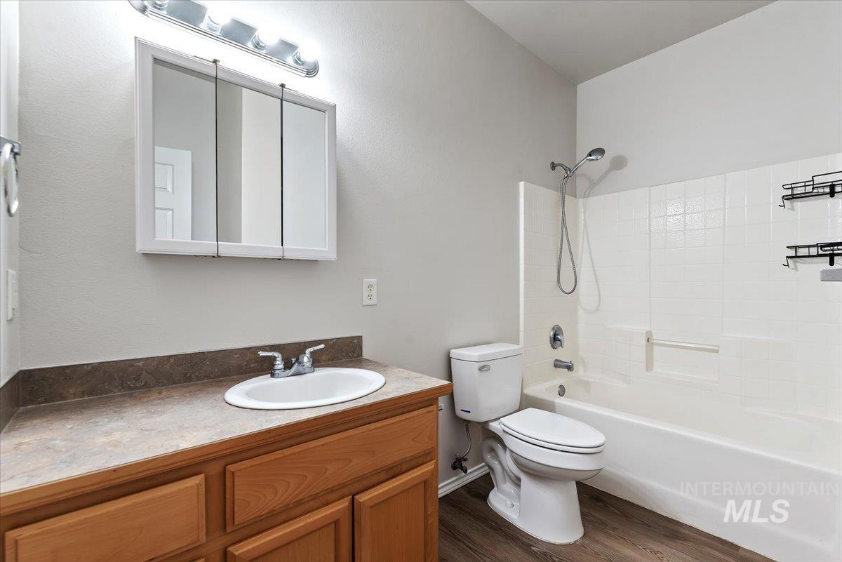 727 N Stampede Ct. Property Photo 22