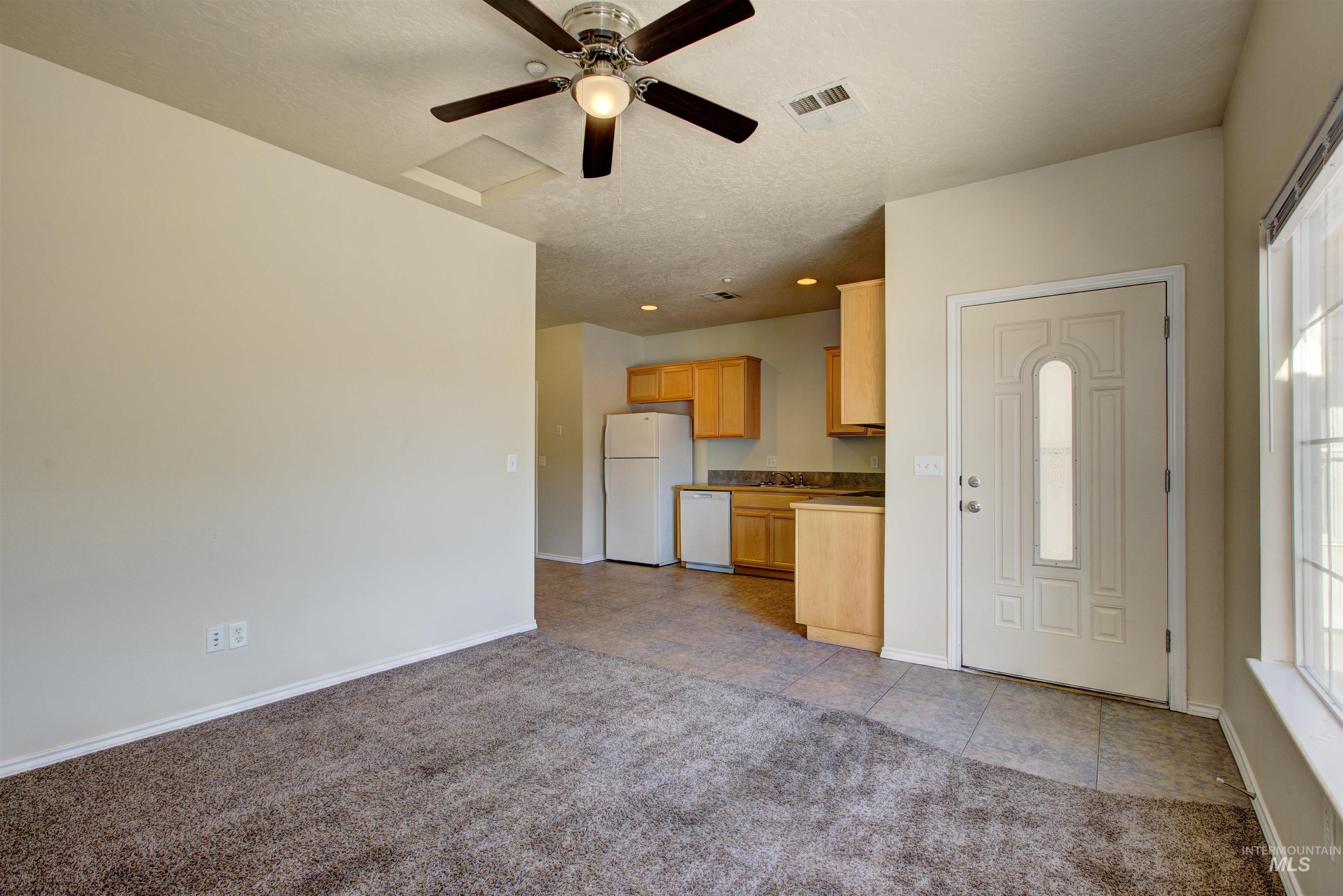 727 N Stampede Ct. Property Photo 30