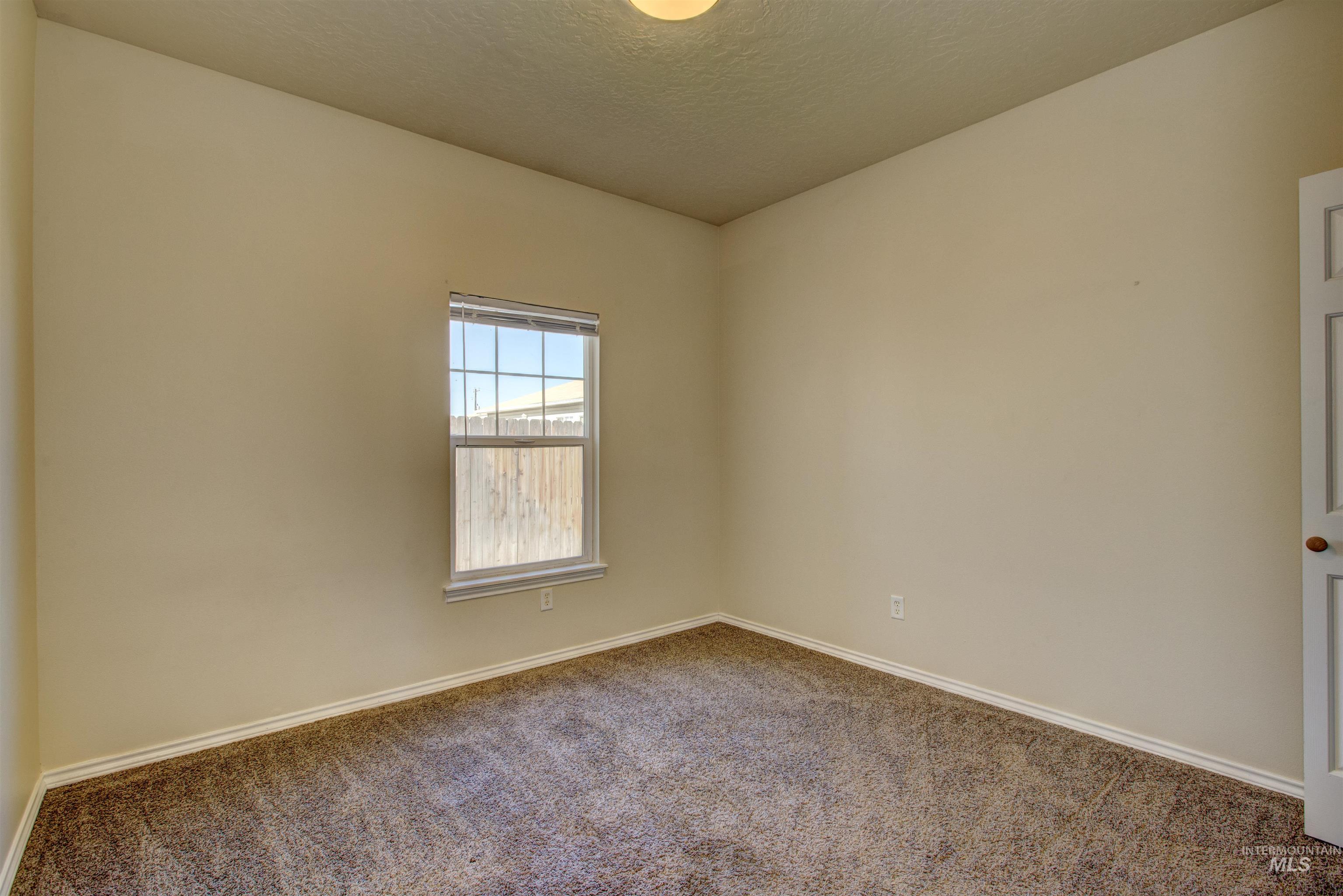 727 N Stampede Ct. Property Photo 37