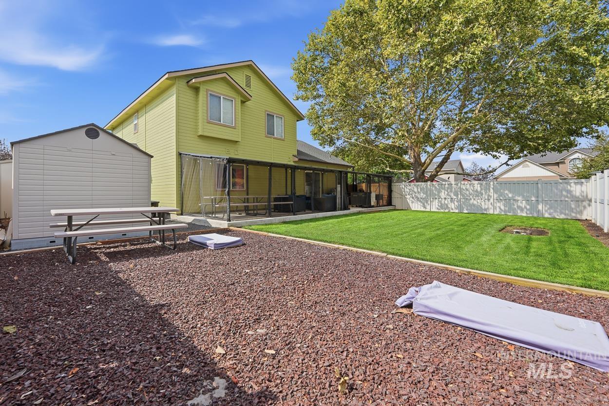 2515 Autumncrest St Property Photo 36