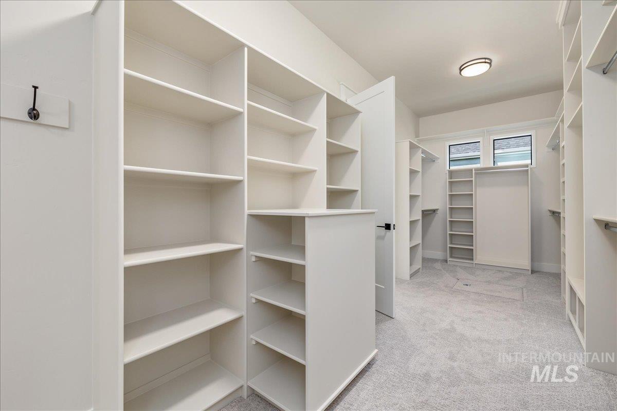 5053 W Braveheart St Property Photo 18