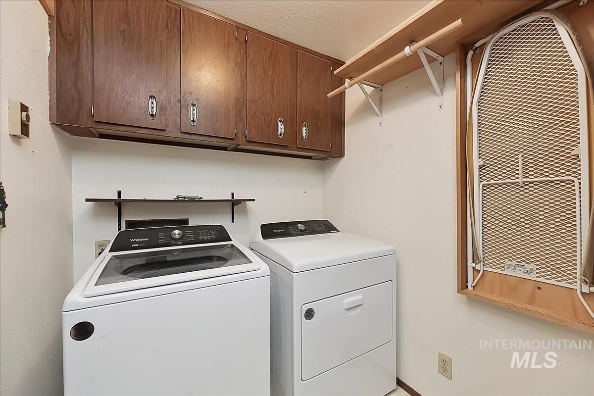 22081 Jeanne Property Photo 10