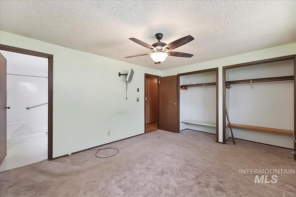 22081 Jeanne Property Photo 14