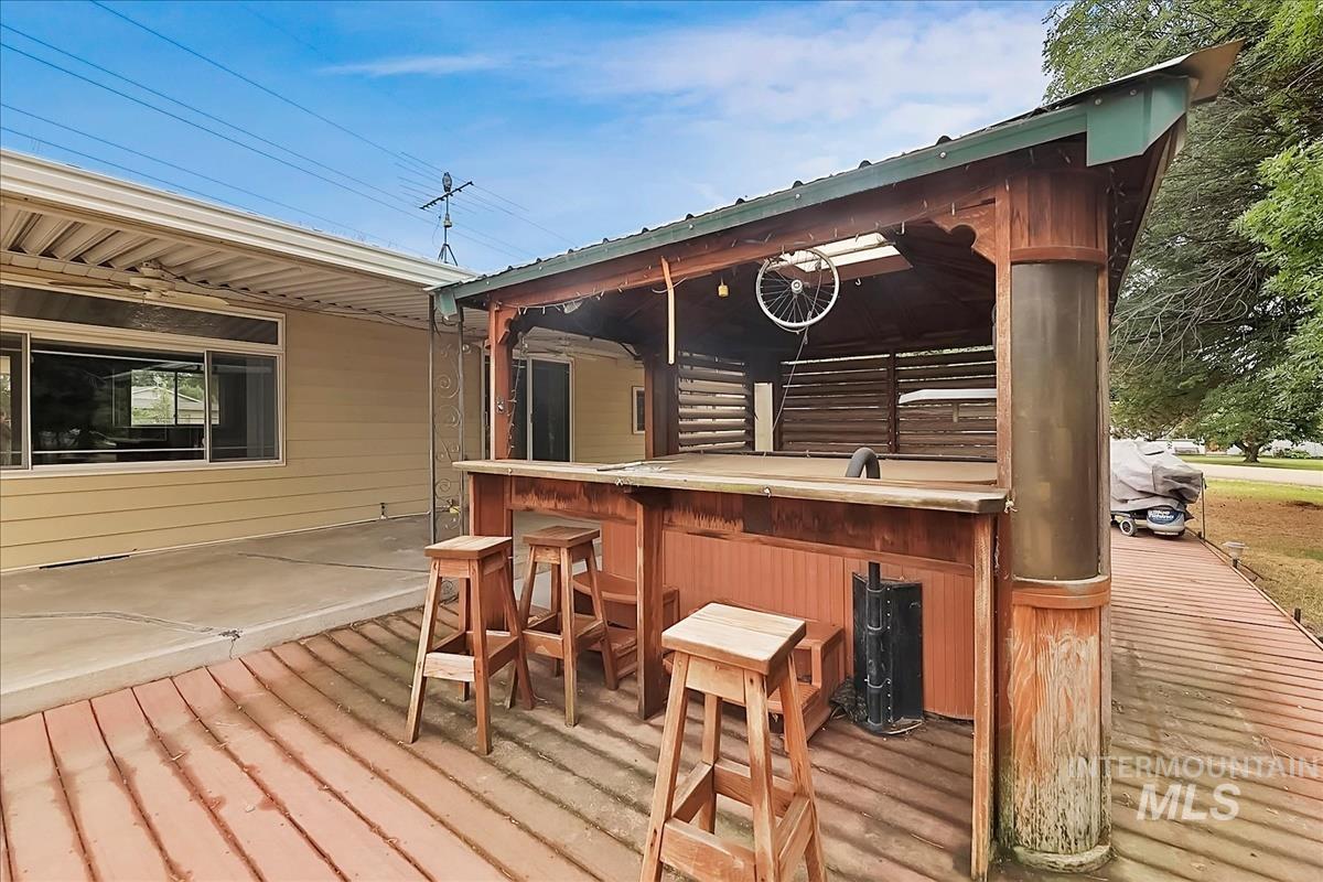 22081 Jeanne Property Photo 35