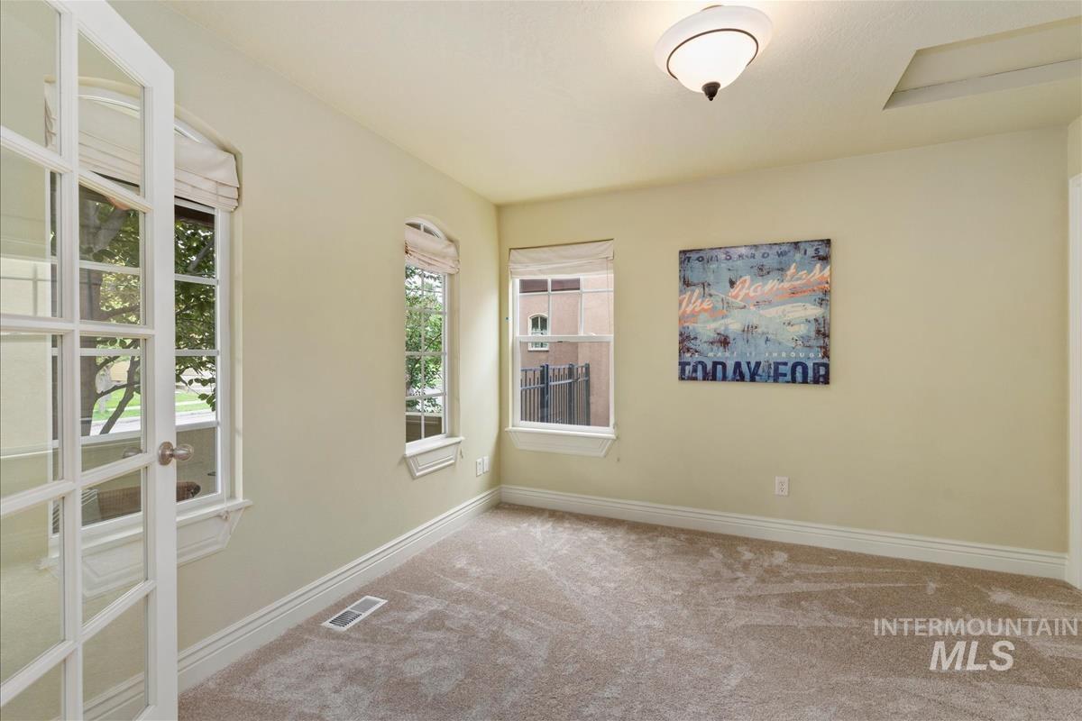 13379 N 8th Ave. Property Photo 20