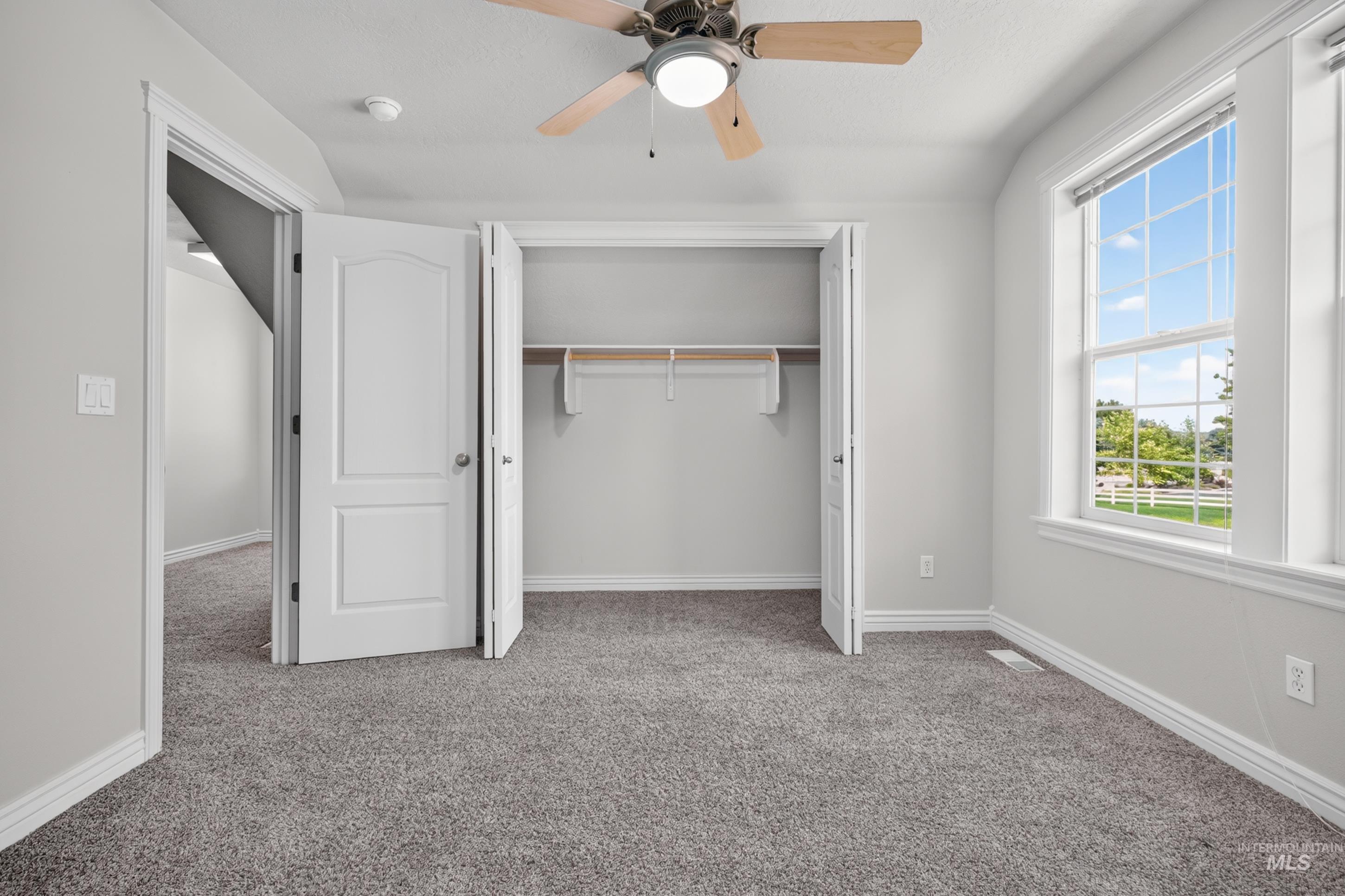 15592 Eclipse Dr Property Photo 30
