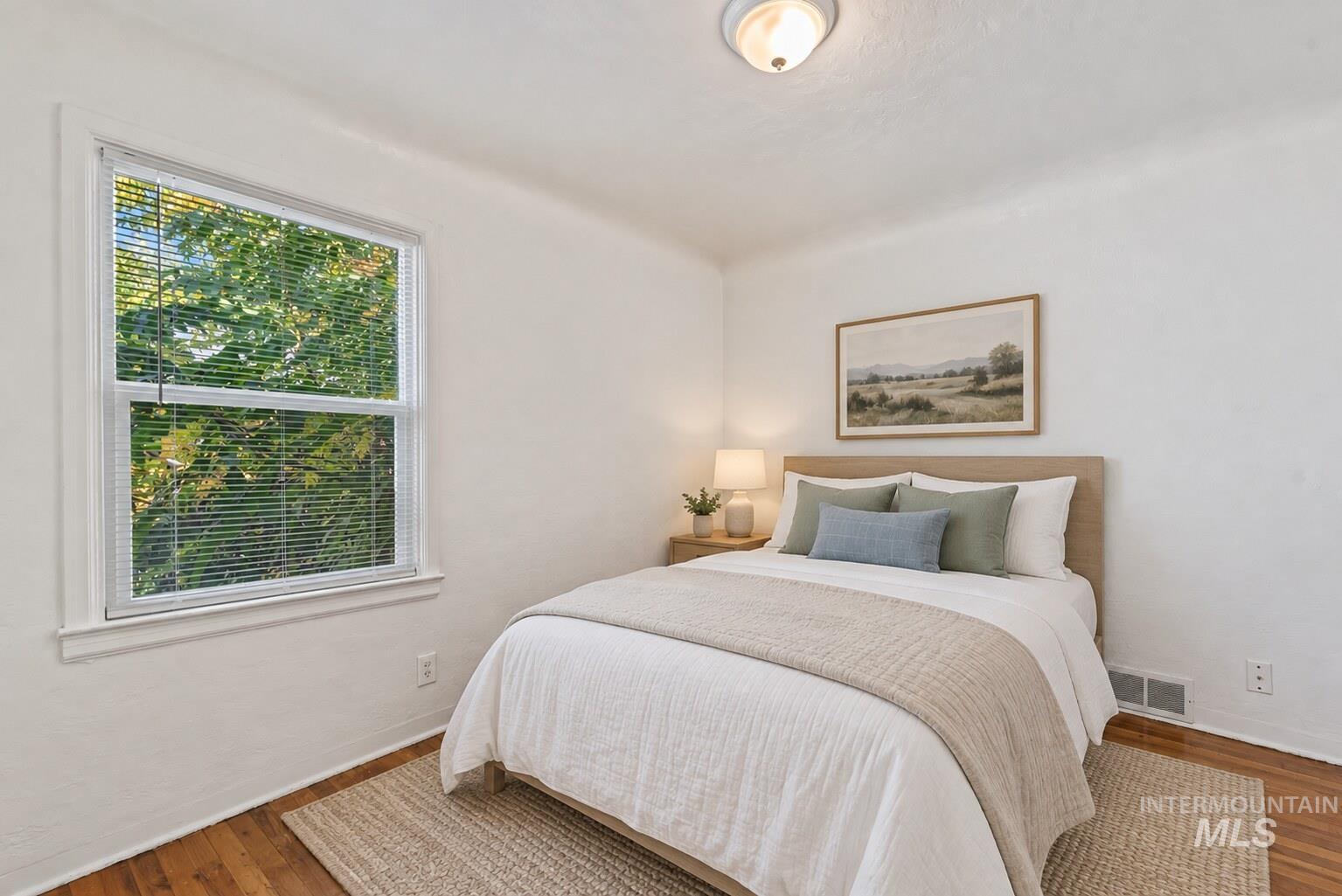 1104 E Dewey Avenue Property Photo 10