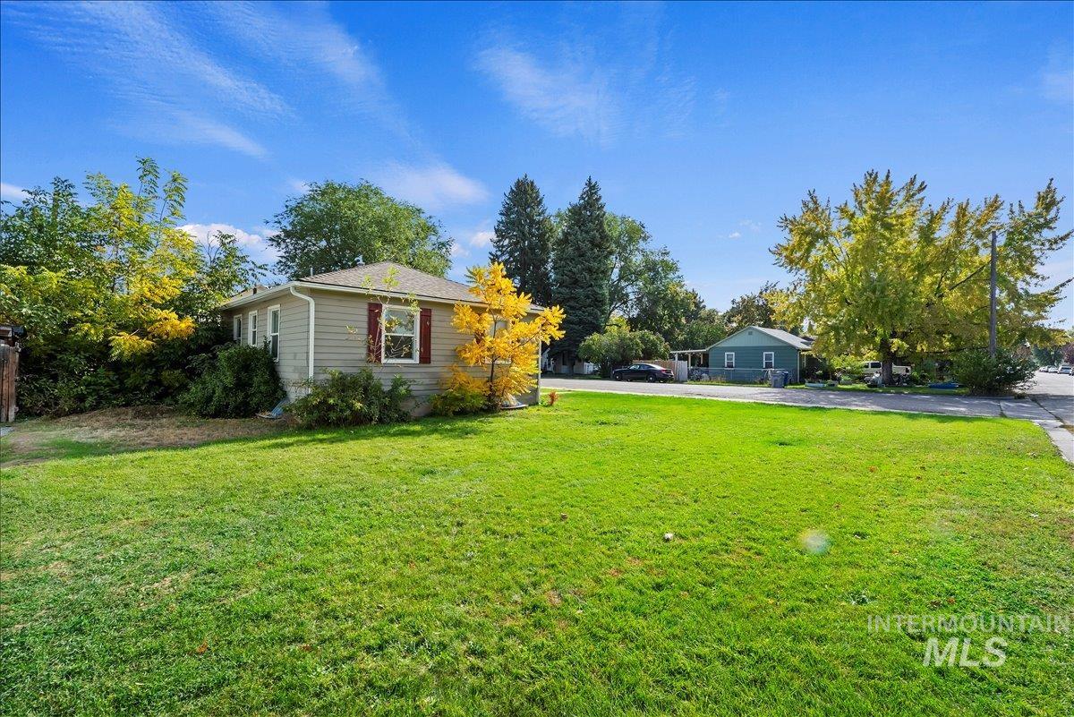 1104 E Dewey Property Photo 20