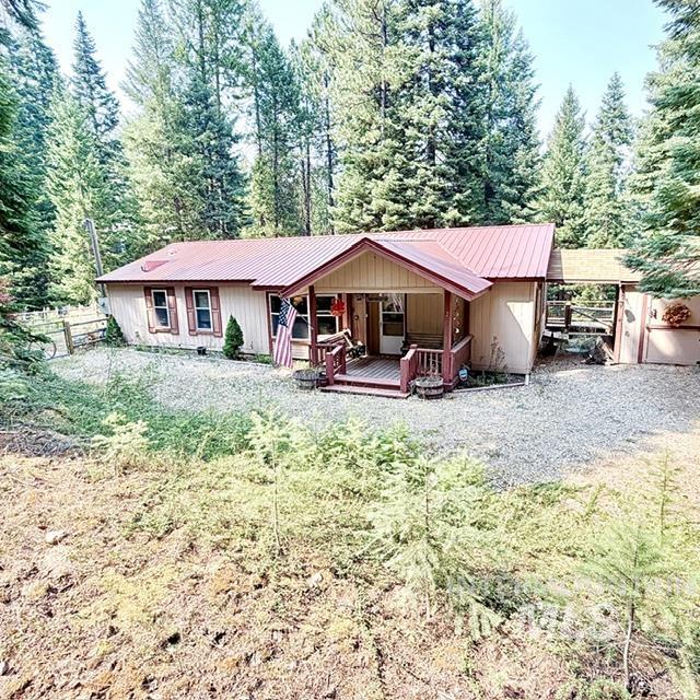 2 Snowbird Ln Property Photo 2