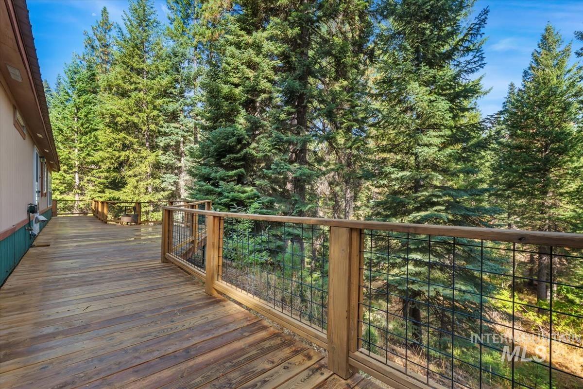 2 Snowbird Ln Property Photo 33