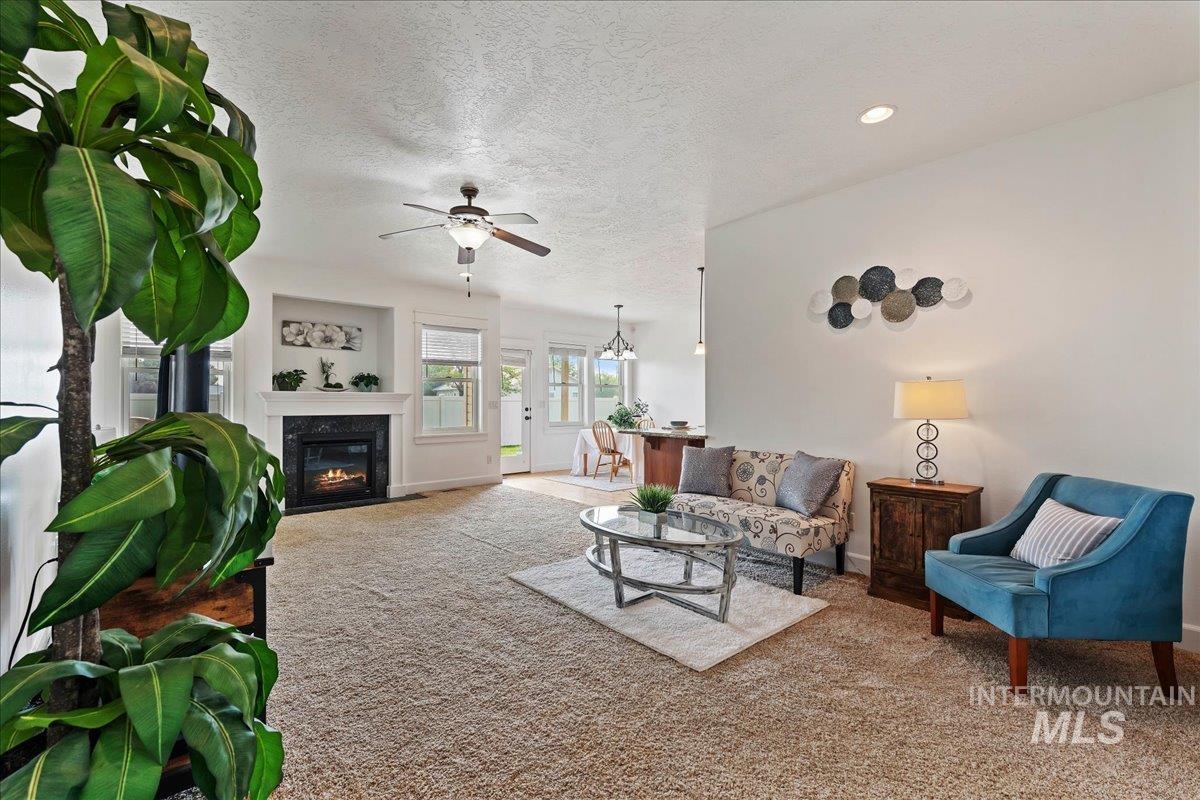 9466 S Kelsan Ave Property Photo 10