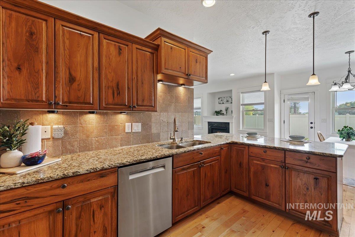 9466 S Kelsan Ave Property Photo 16