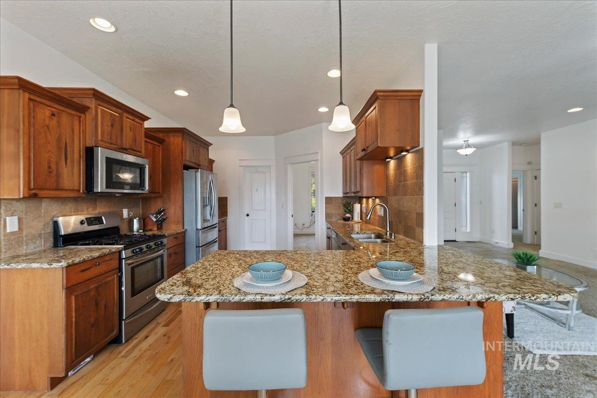 9466 S Kelsan Ave Property Photo 17