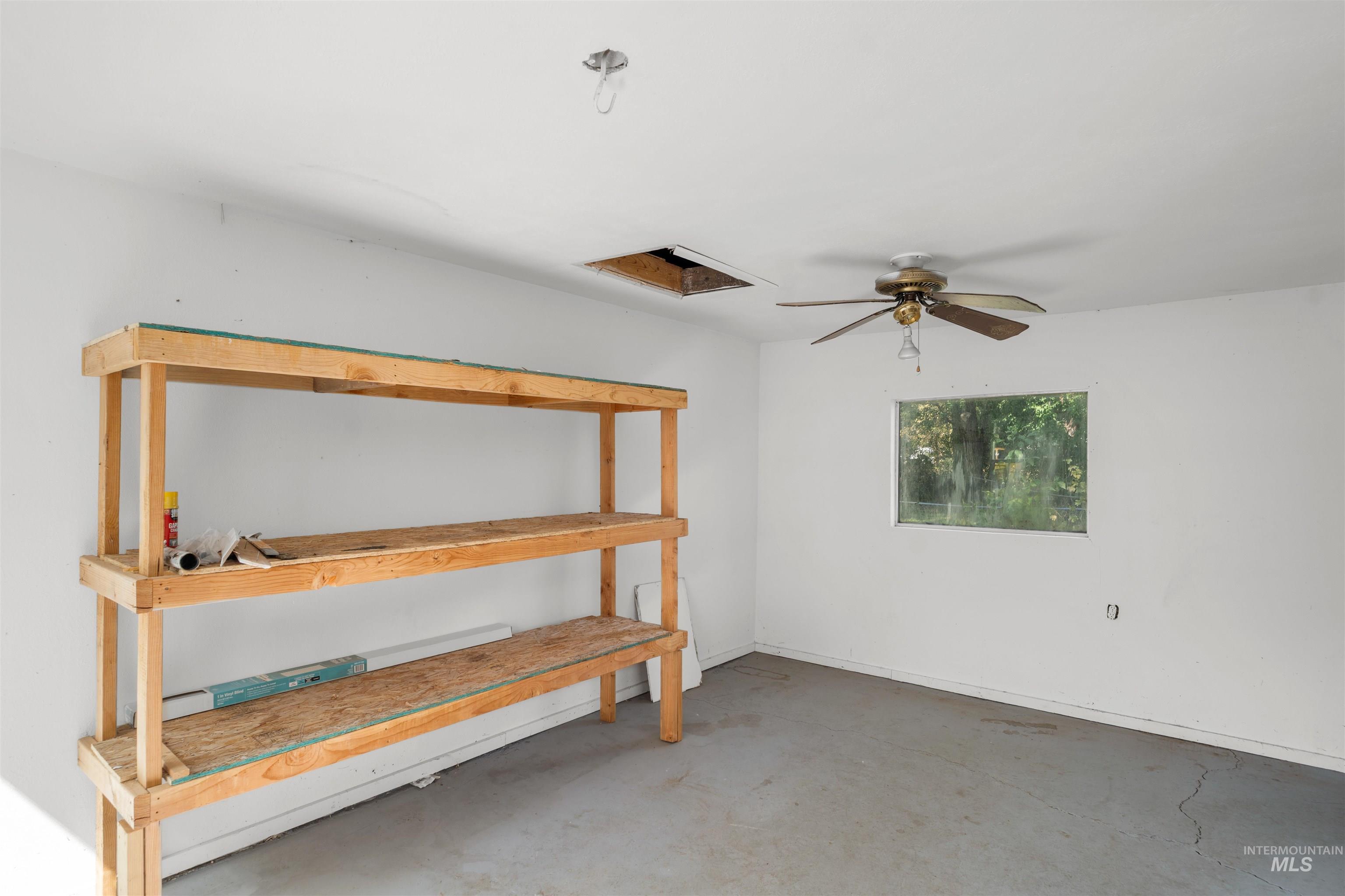 109 S Main Street Property Photo 10