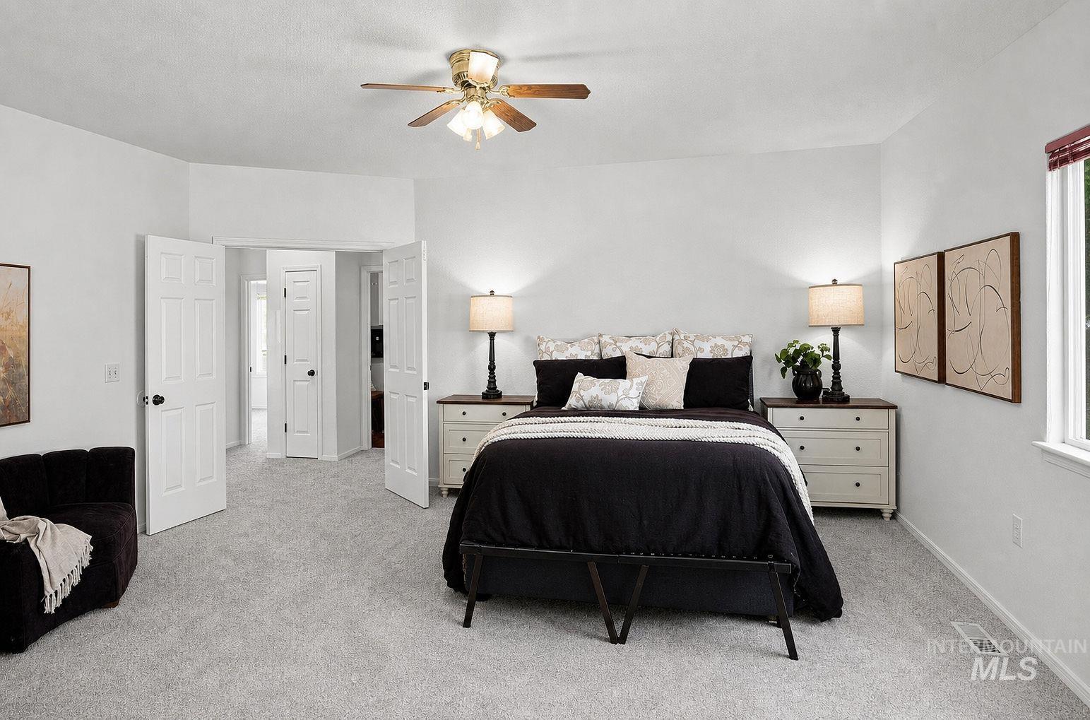 1720 N Summertree Way Property Photo 18