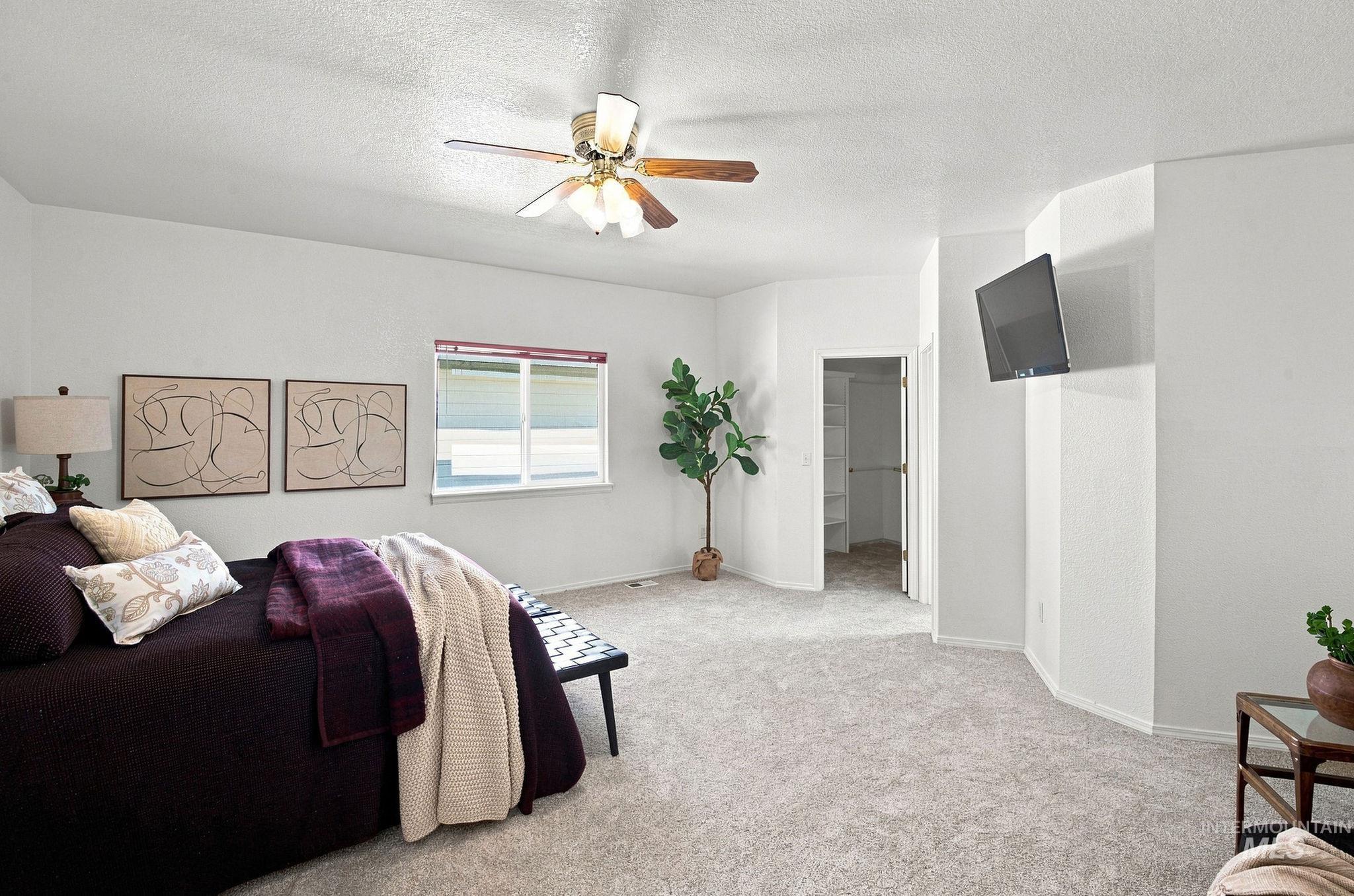 1720 N Summertree Way Property Photo 19