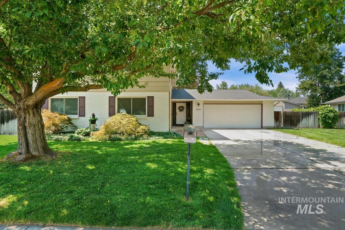 2845 S Snowflake Dr Property Photo 1