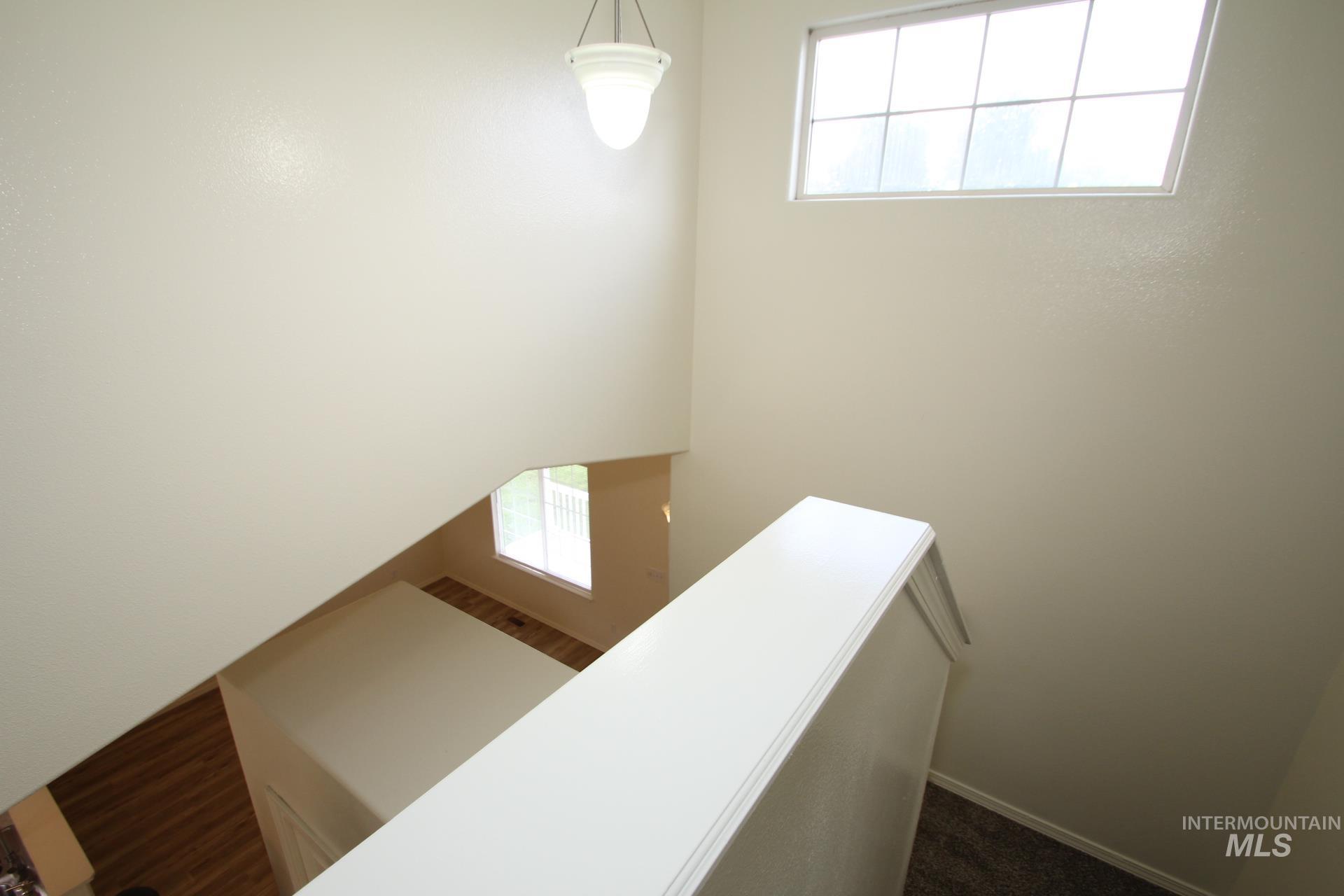 908 S Lily St. Property Photo 12