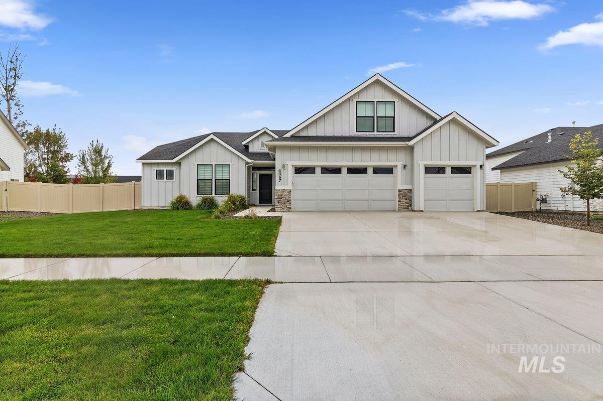 4067 N Skyros Way Property Photo 1
