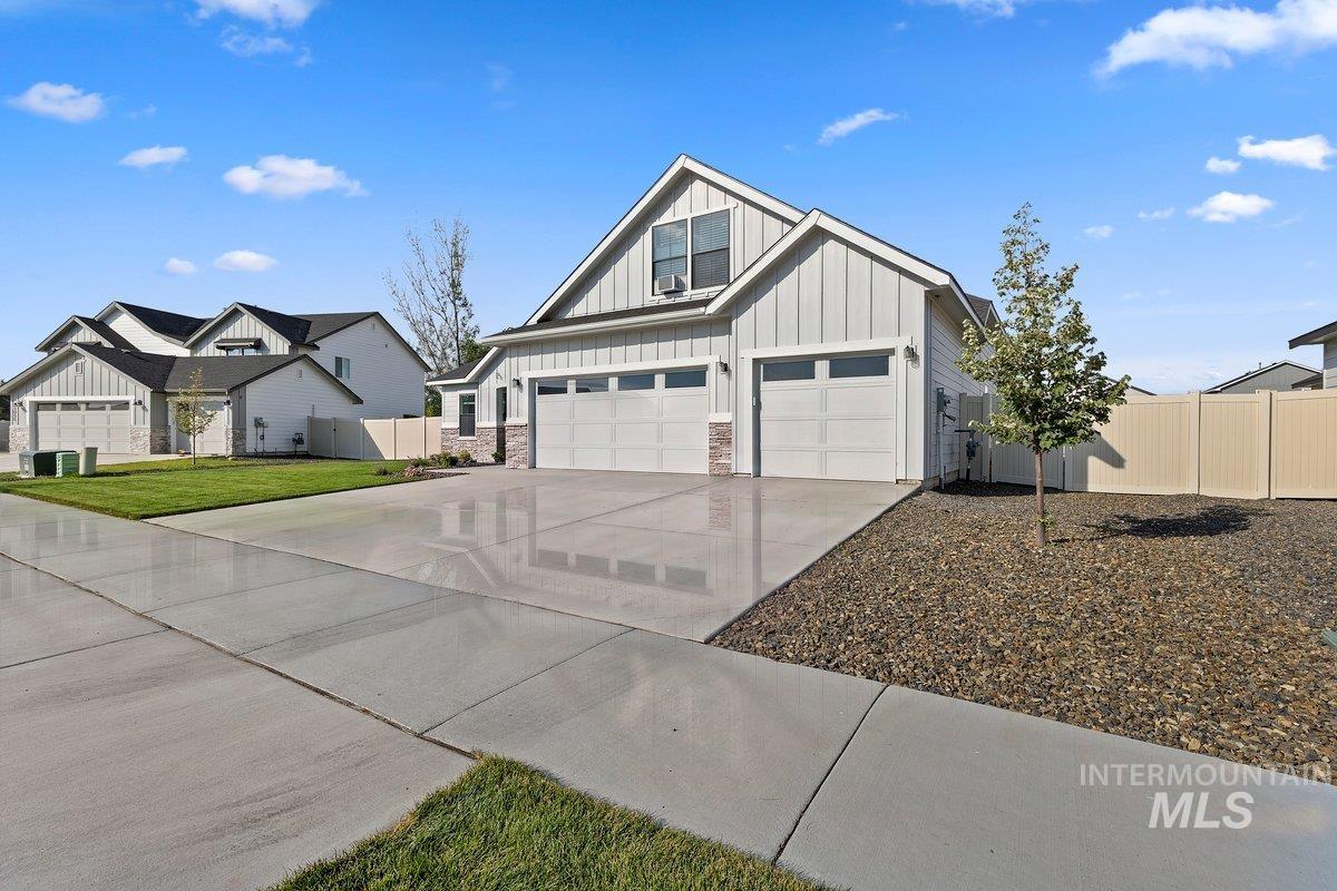 4067 N Skyros Way Property Photo 3