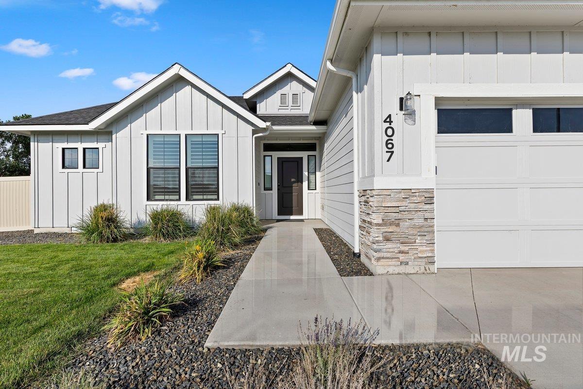 4067 N Skyros Way Property Photo 4