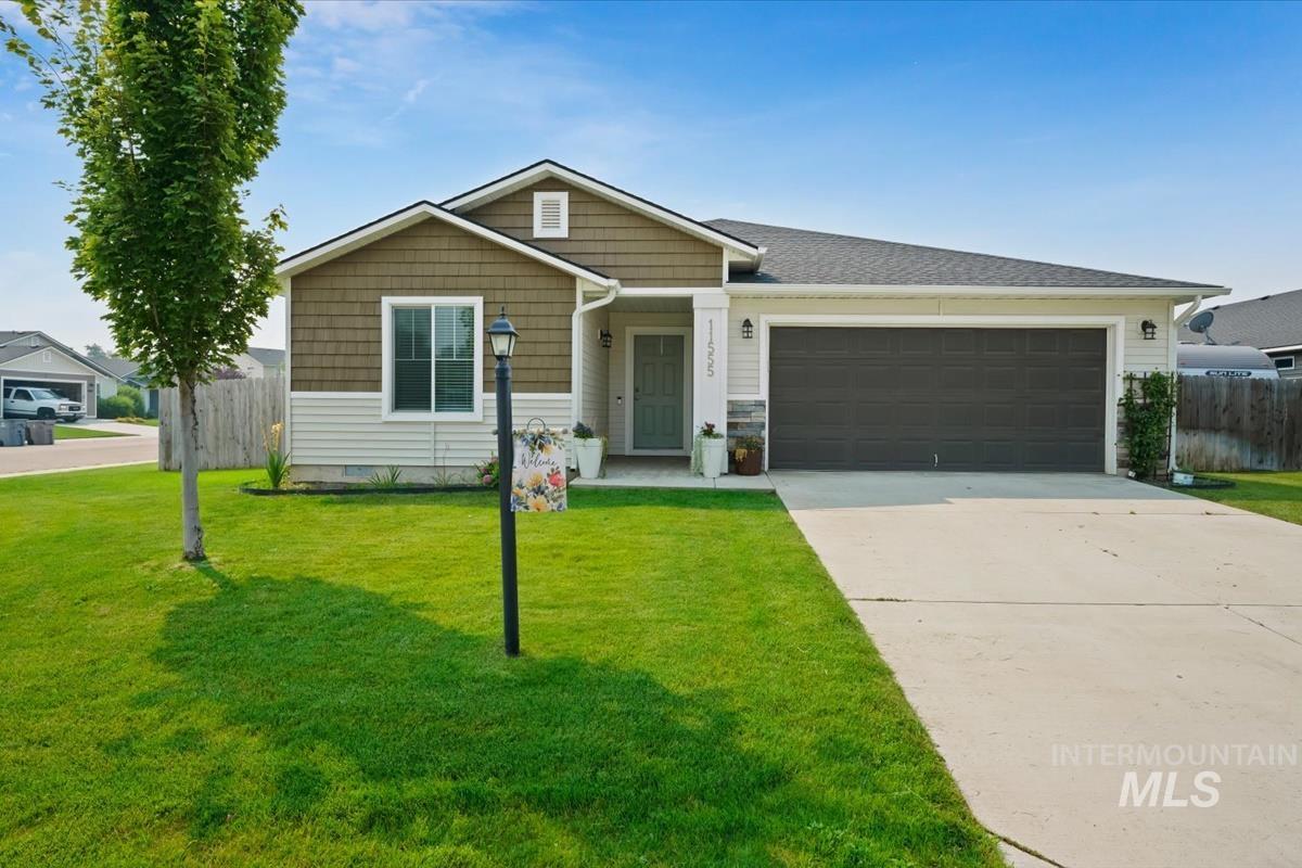 11555 Stockbridge Way Property Photo 1