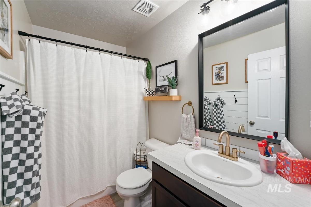 11555 Stockbridge Way Property Photo 6