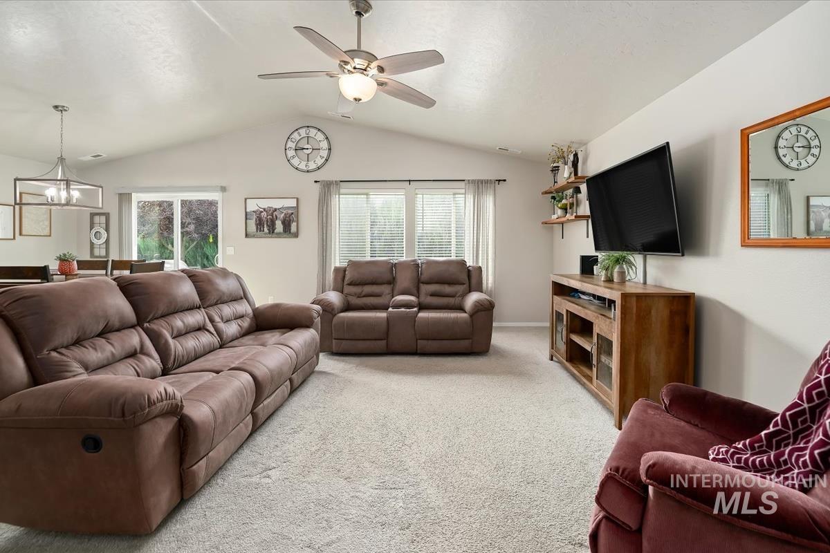 11555 Stockbridge Way Property Photo 17