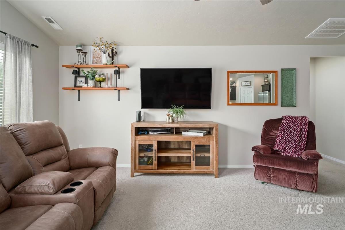 11555 Stockbridge Way Property Photo 18