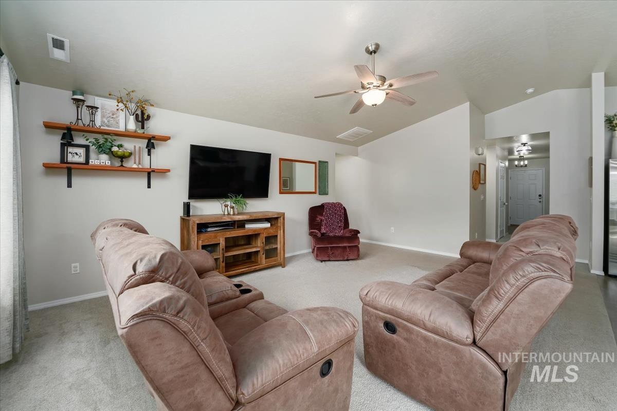 11555 Stockbridge Way Property Photo 20